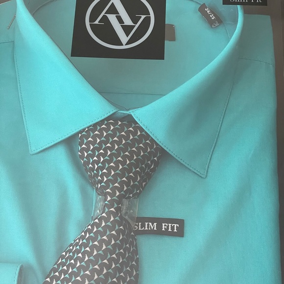 New, never opened. Men’s button-up shirt teal, large 16-16.5, slim fit with tie. - Picture 4 of 5